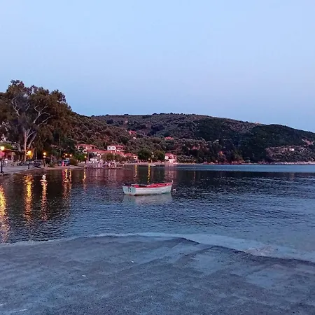 Olympia'S Seaside Lefokastro Villa Exterior photo