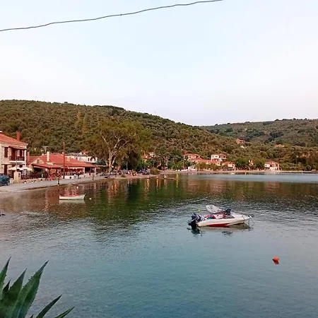 Olympia'S Seaside Lefokastro Villa Exterior photo